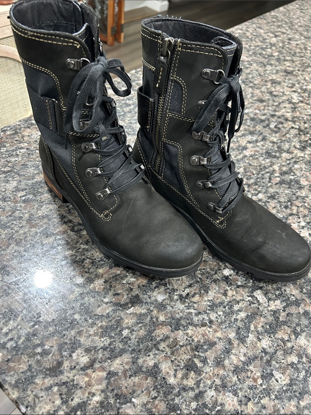 Sorel Emilio Conquest woman’s boot 9